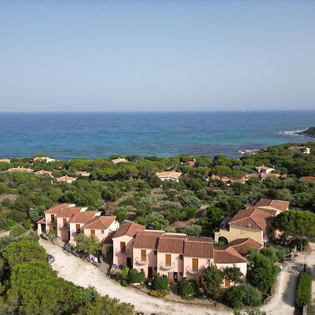 Residence "Il Sestante" Cala Liberotto Exterior foto